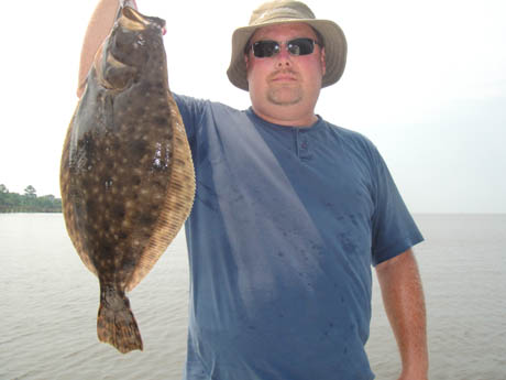 Barrys-6-pound-flounder-June-18-2010.jpg